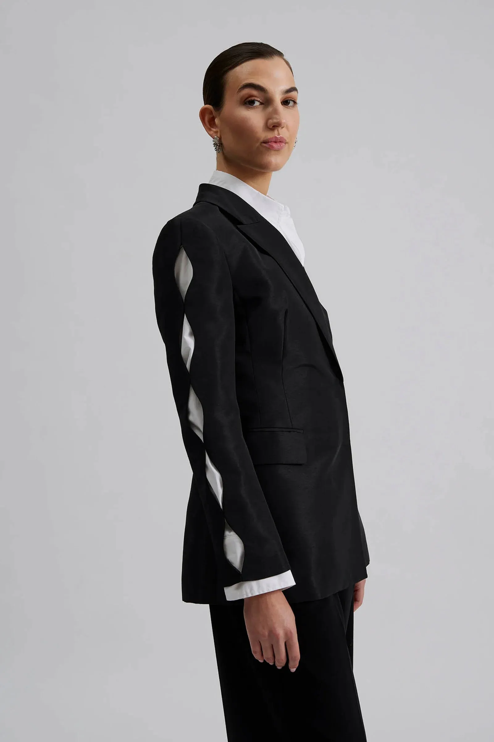 Ina Blazer Black